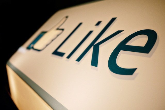 Image: facebook-like-button.jpg